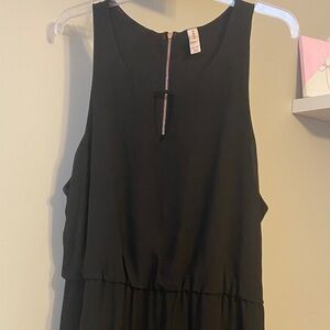 Black Sleeveless Dress